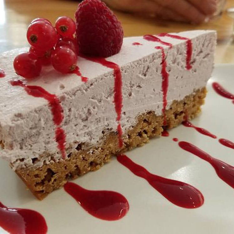 strawberry cheesecake at tain Cafe